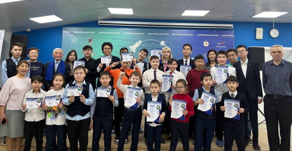 photo_5296283855742948839_y