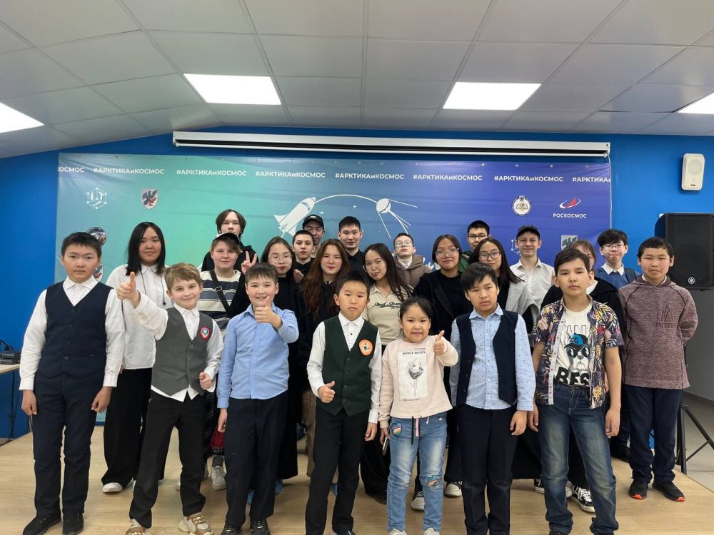 photo_5321291590586720118_y