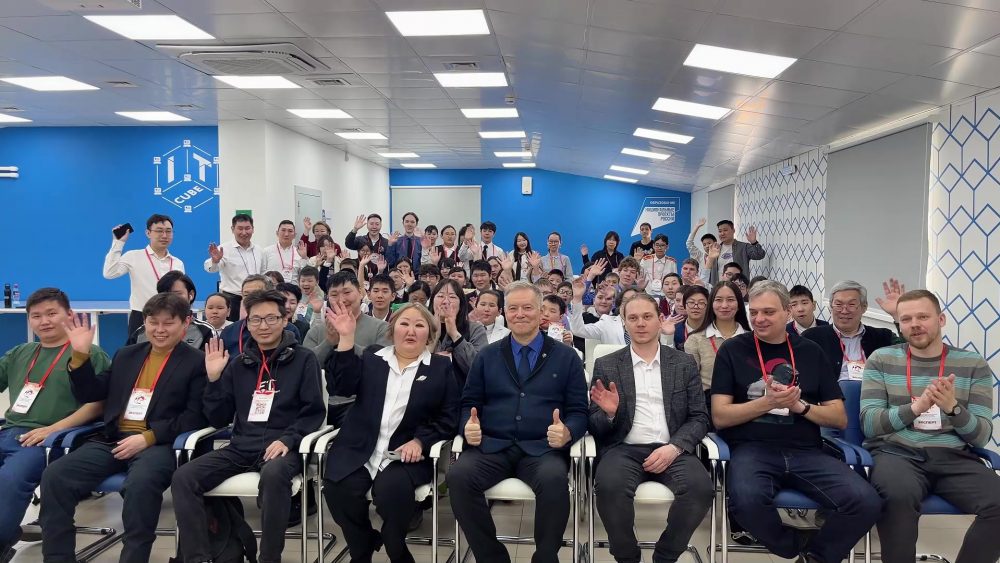 работа секций — frame at 0m50s